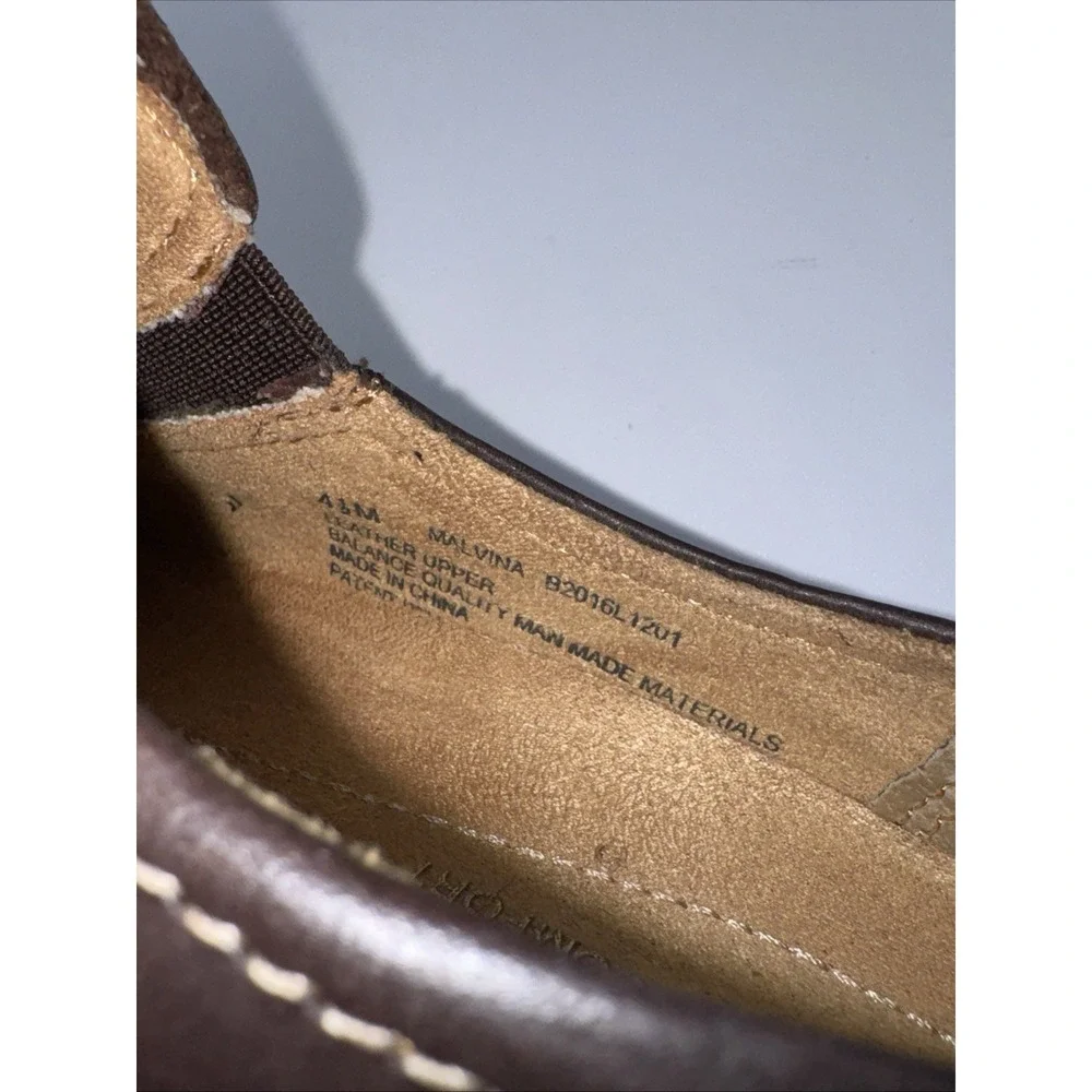 Naturalizer N5 Comfort Malvina Loafer Shoes Womens 4.5 M Slip On Leather Brown